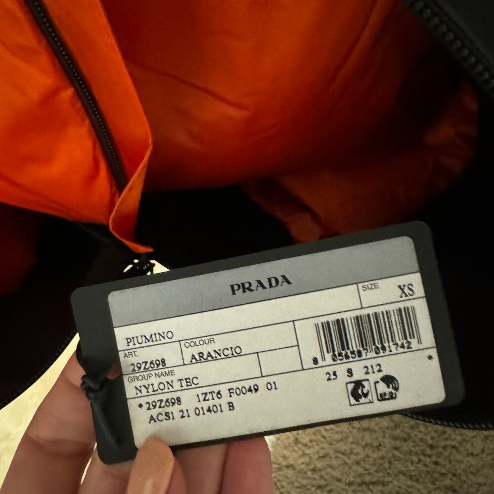 Prada Cropped Technical Re-Nylon Down Jacket - image 6